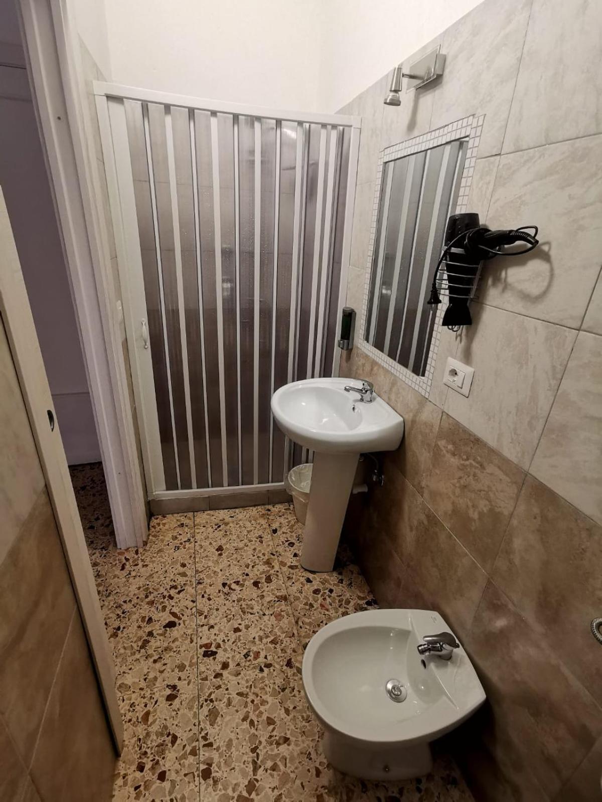 Catania Airport Room Bagno Privato In Camera Экстерьер фото