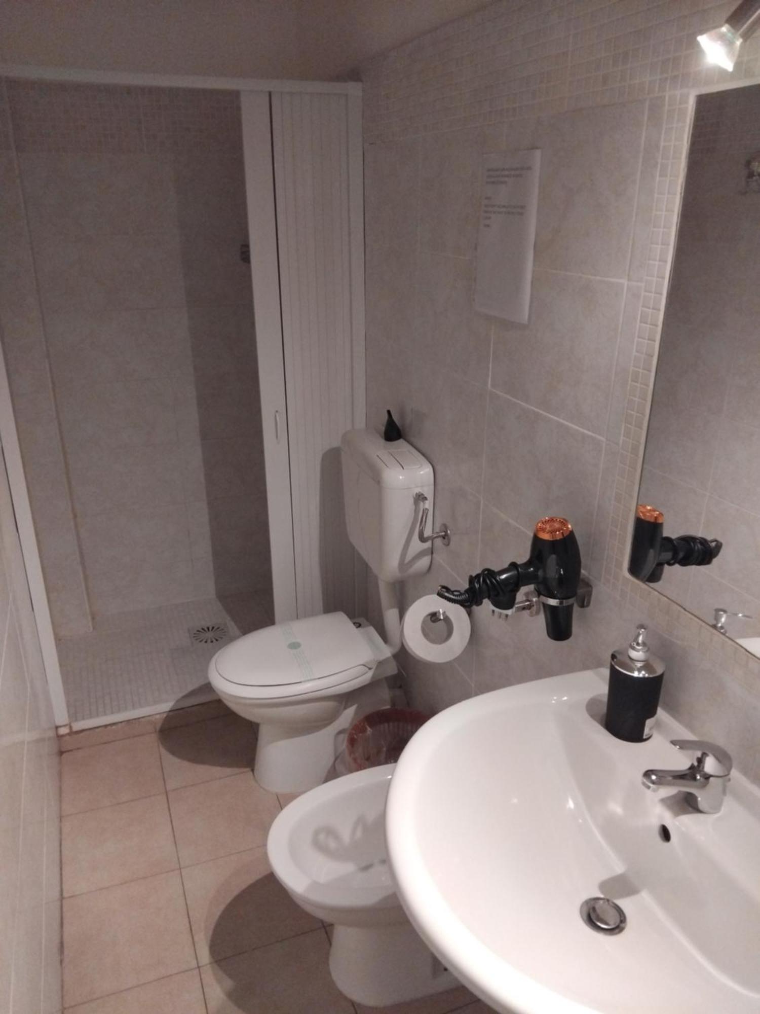 Catania Airport Room Bagno Privato In Camera Экстерьер фото