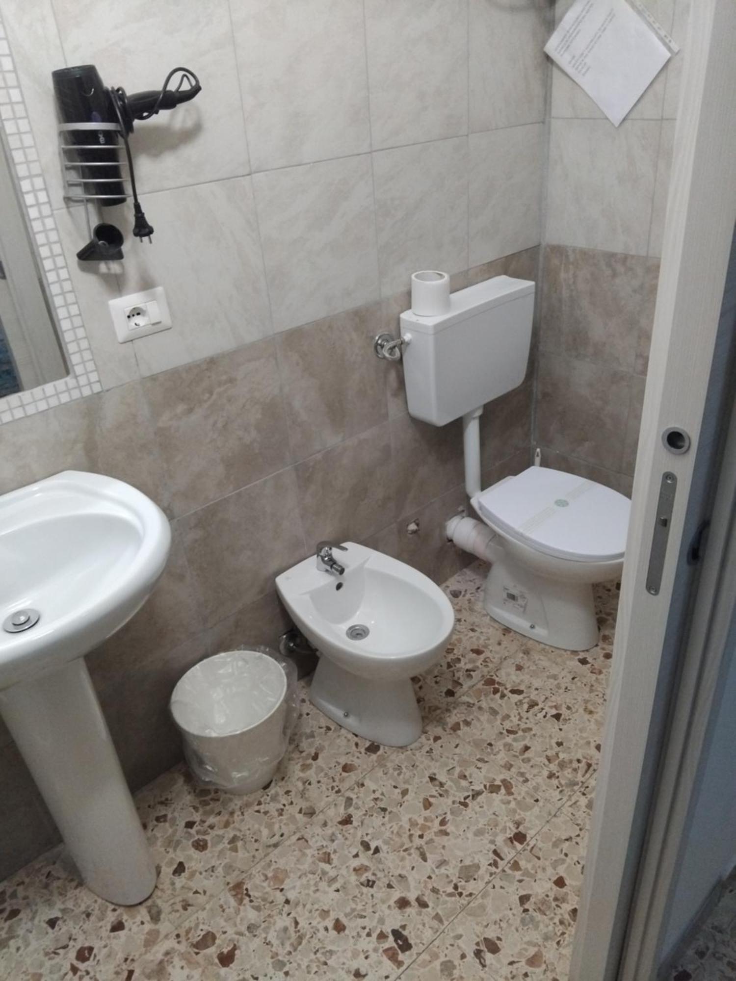 Catania Airport Room Bagno Privato In Camera Экстерьер фото